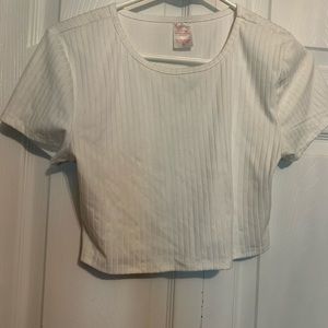 White cropped tee